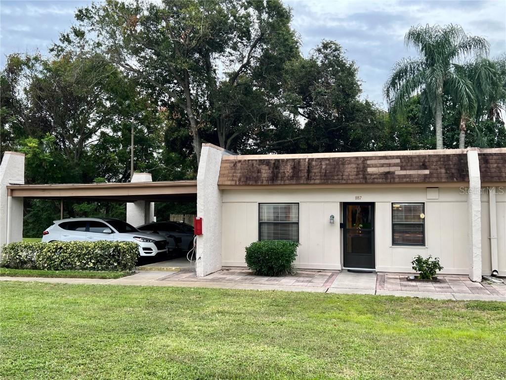 1187 Mission Cir. #52-A, Clearwater, FL 33759