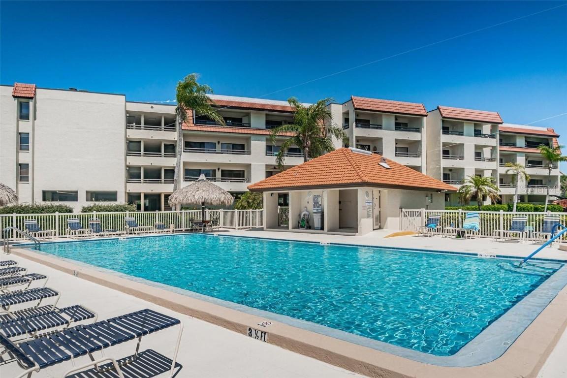 106 1st St. #103, Tierra Verde, FL 33715