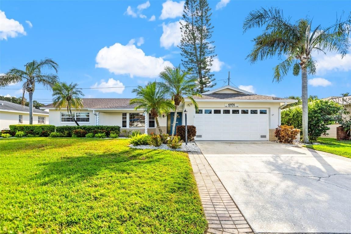 6976 14th Ave., St Petersburg, FL 33710