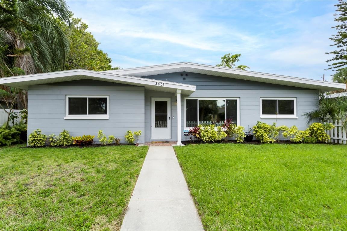 2809 E 46th St., Gulfport, FL 33711