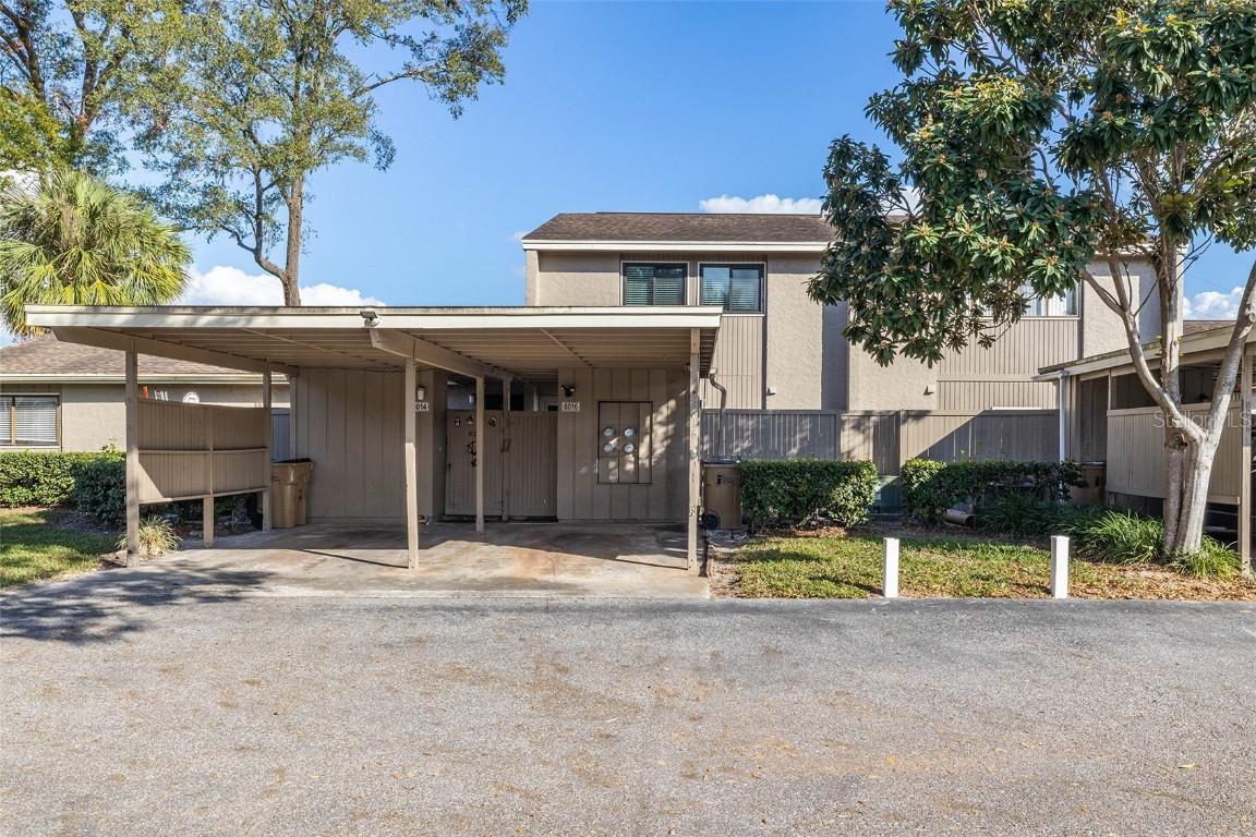 8016 Gardenia Dr., Temple Terrace, FL 33637