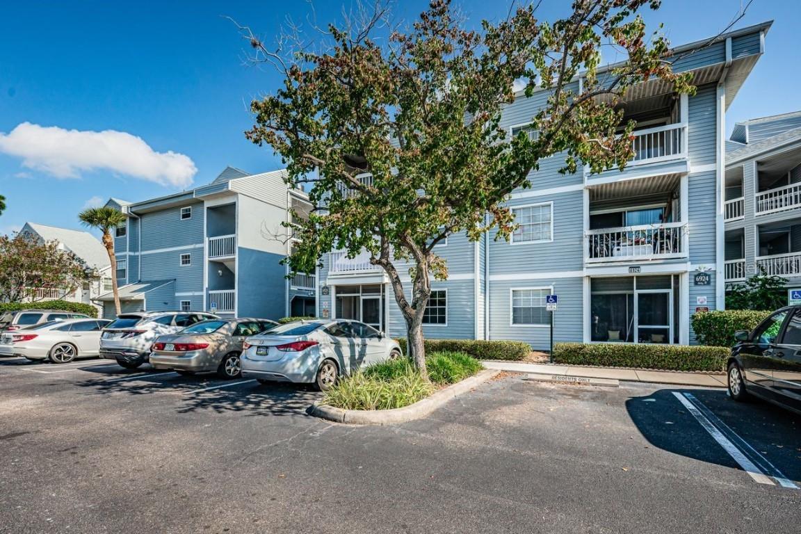 6924 Stonesthrow Cir. #8303, St Petersburg, FL 33710