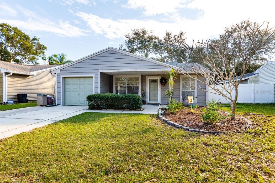 2608 Kavalier Dr., Palm Harbor, FL 34684