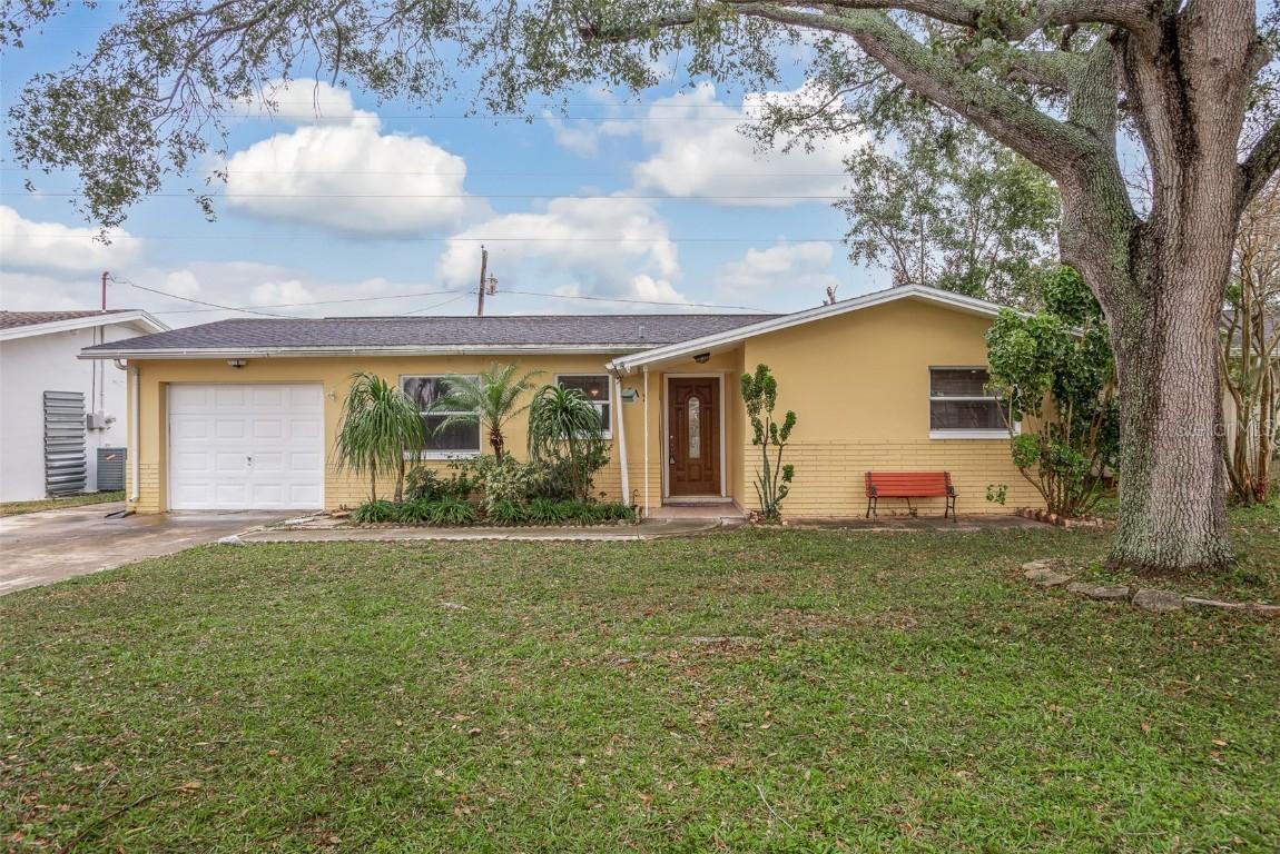 30171 69th St., Clearwater, FL 33761