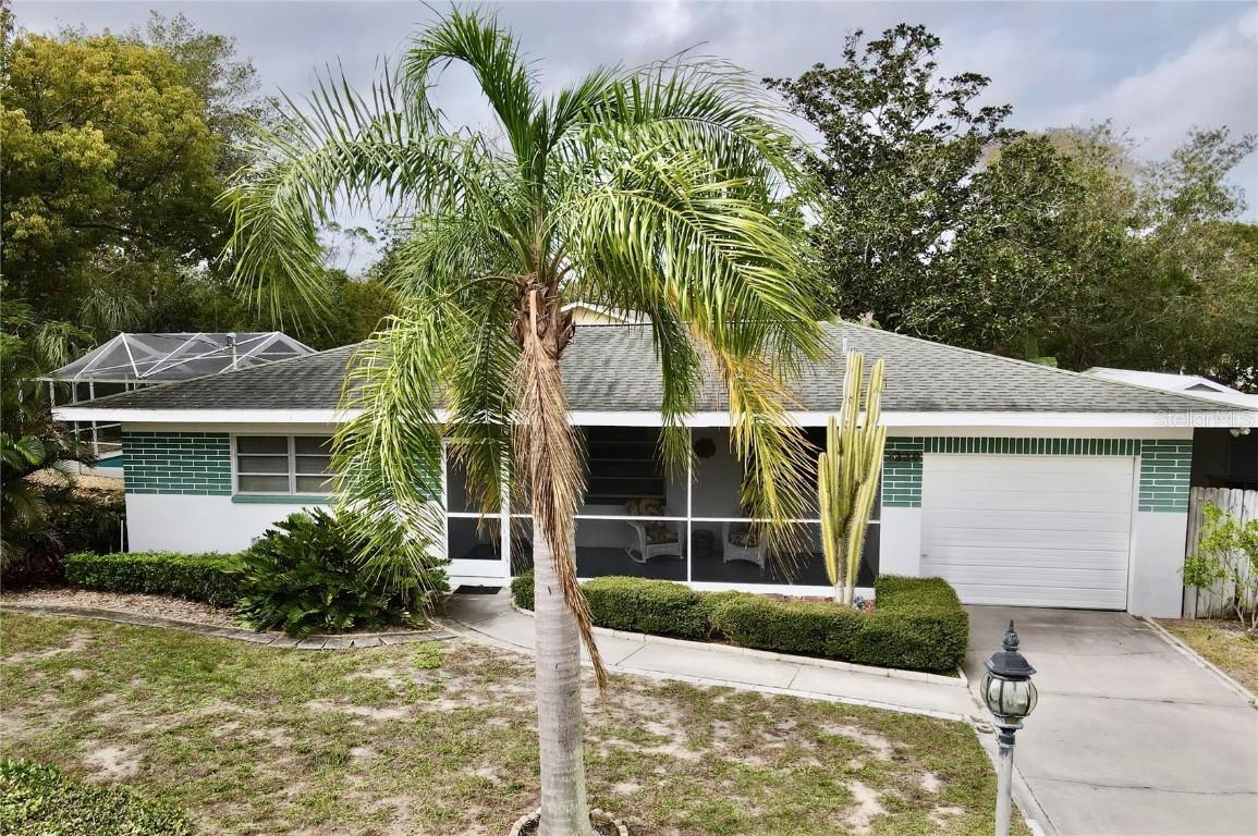 1229 15th St., Palm Harbor, FL 34683