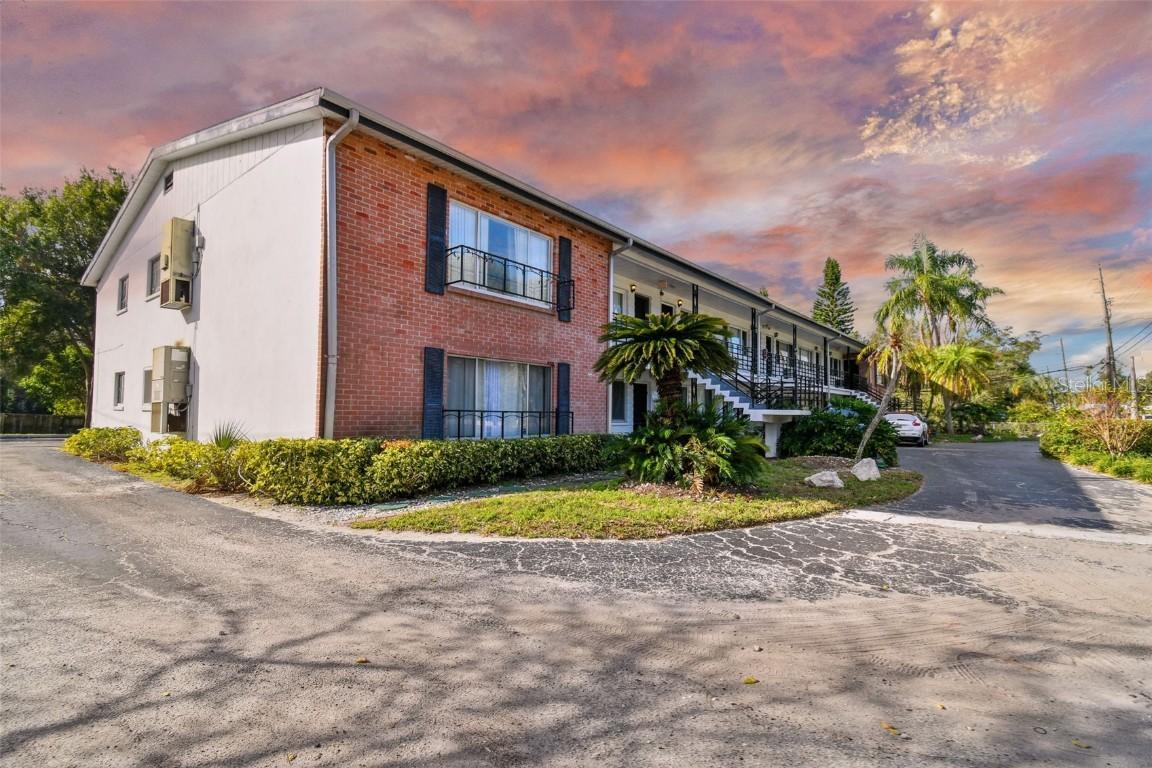 1345 Drew St. #15, Clearwater, FL 33755