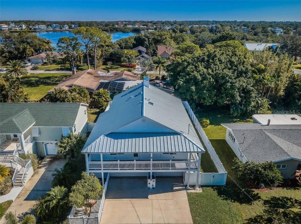 109 Peterson Ln., Palm Harbor, FL 34683