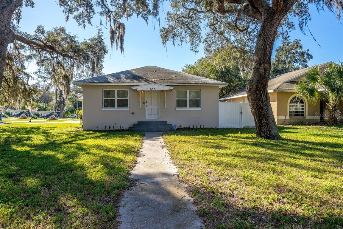 535 Woodlawn St., Clearwater, FL 33756
