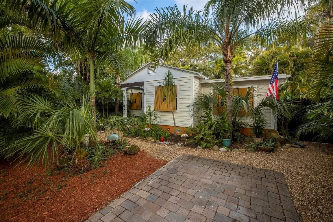 5721 13th Ave., Gulfport, FL 33707