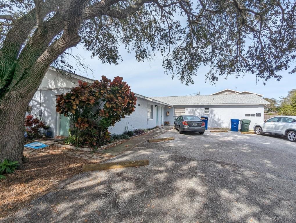 1736 Tioga Ave., Clearwater, FL 33756