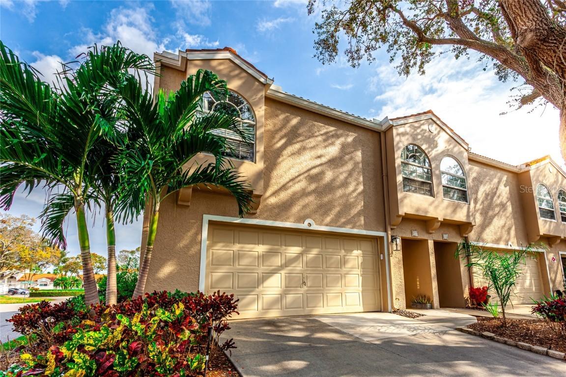 677 Segovia Ct., St Petersburg, FL 33703