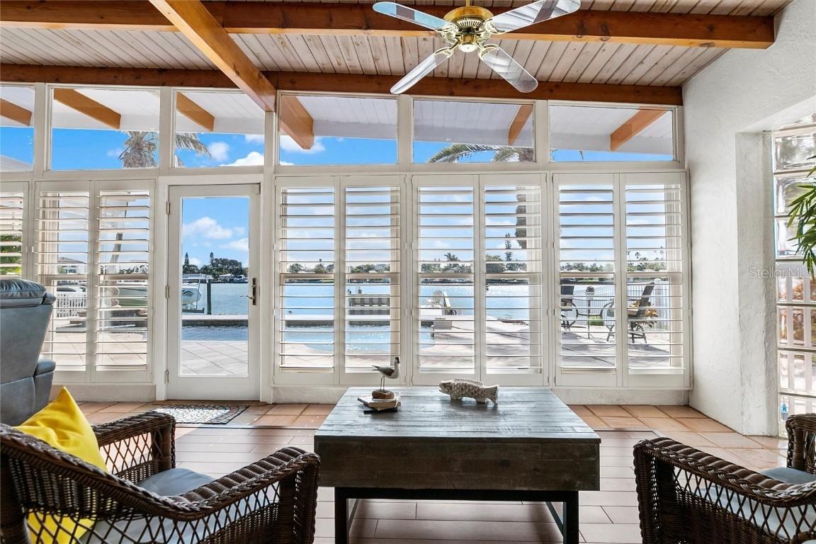 57 Dolphin Dr., Treasure Island, FL 33706