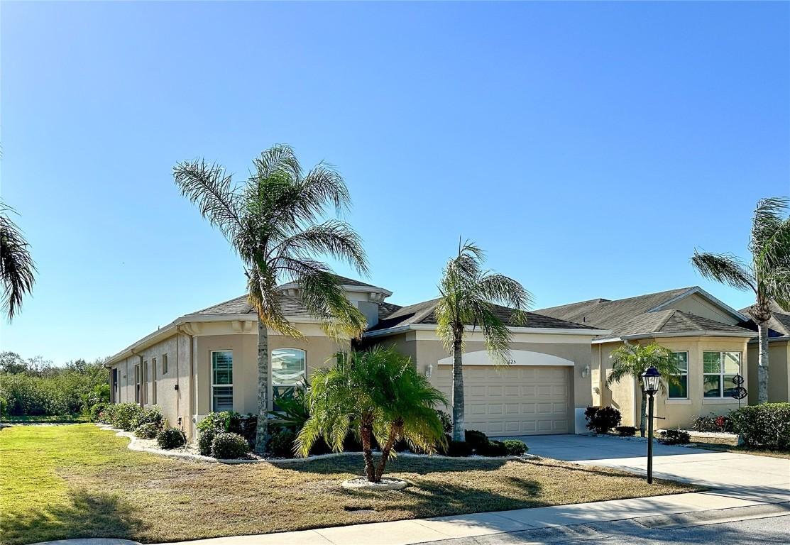 1625 Emerald Dunes Dr., Sun City Center, FL 33573