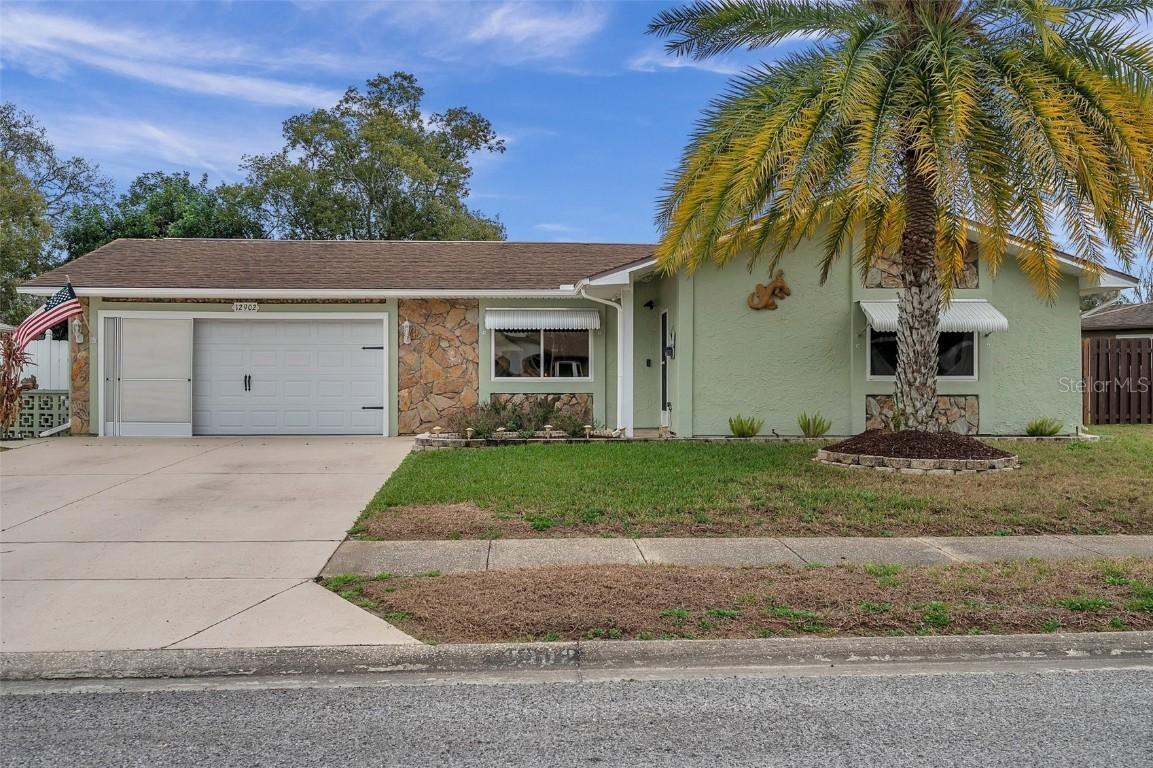 12902 Walnut Tree Ln., Hudson, FL 34669