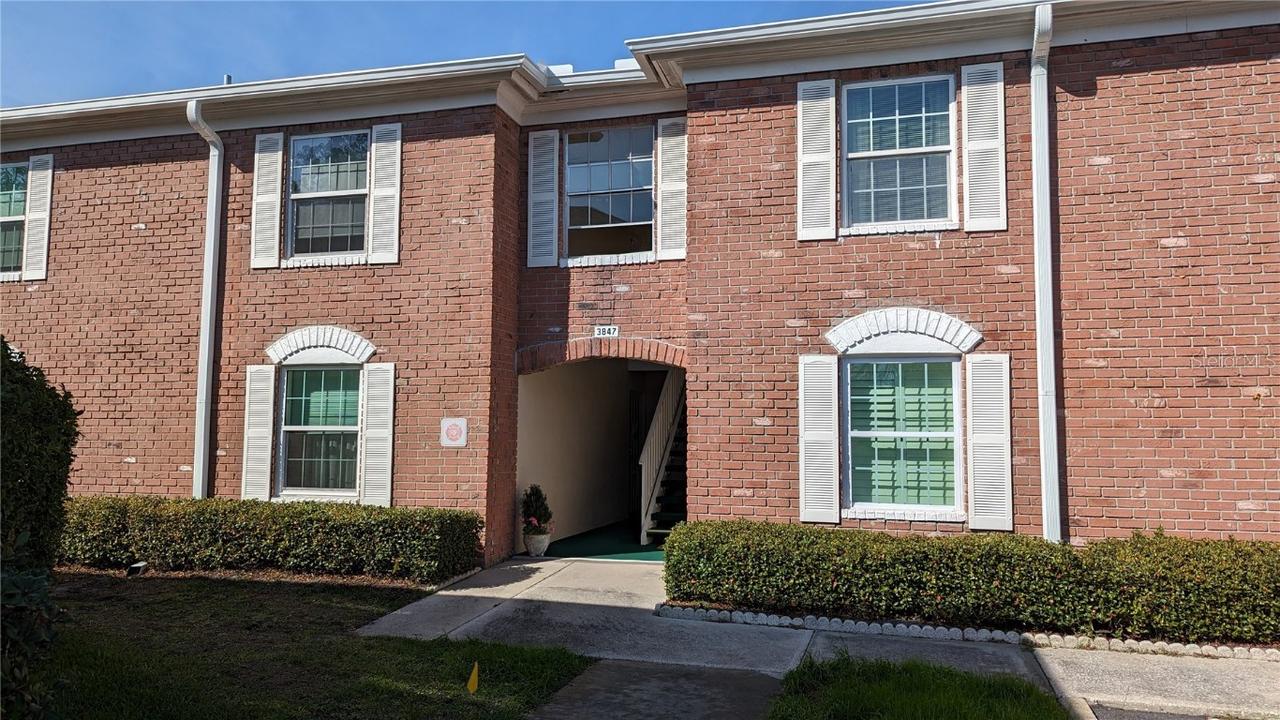 3847 35th Way #108, St Petersburg, FL 33711