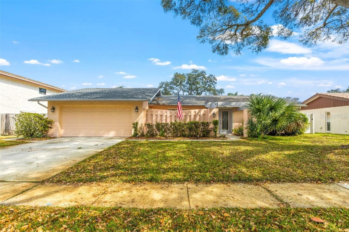 9663 104th Ave., Largo, FL 33773