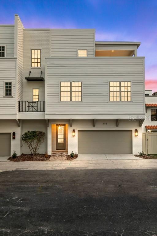 251 6th St., St Petersburg, FL 33701