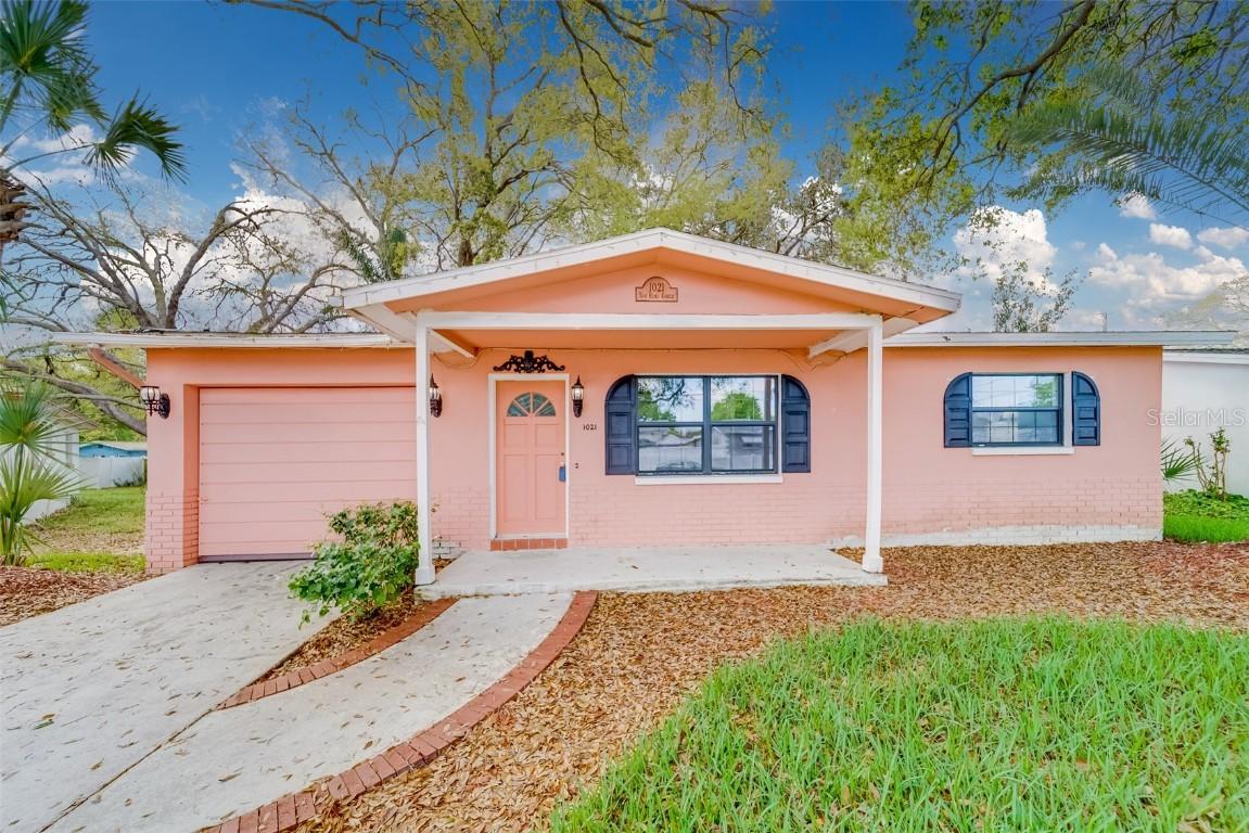 1021 San Remo Cir., Largo, FL 33770