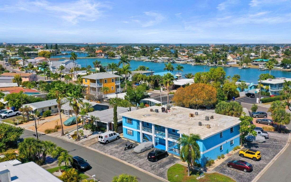 11025 2nd St. #6, Treasure Island, FL 33706