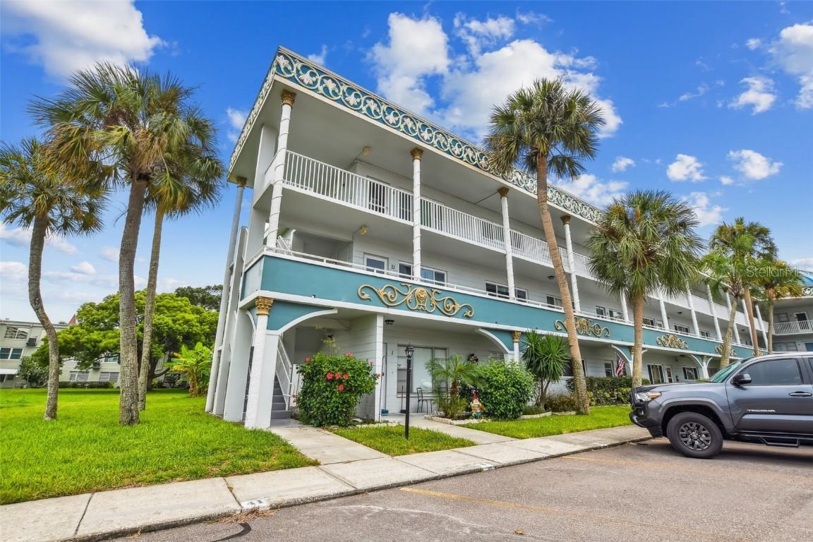 2381 Ecuadorian Way #21, Clearwater, FL 33763