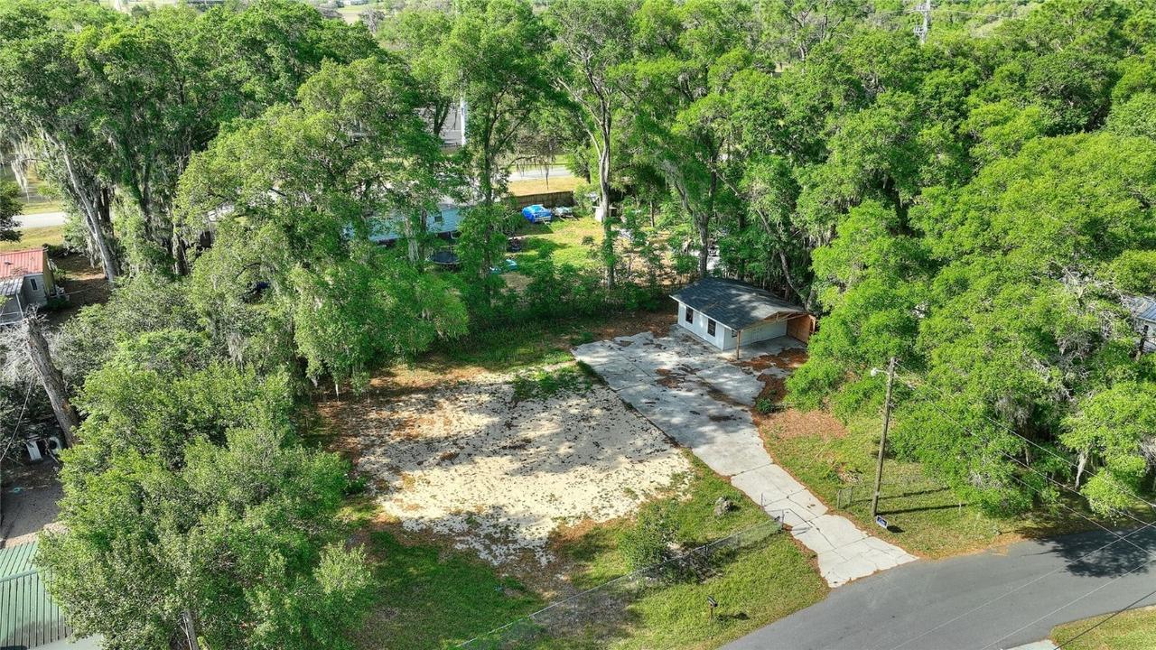 7840 E Southlake Dr., Floral City, FL 34436