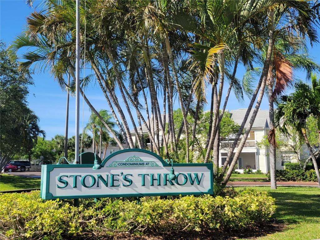 6825 Stones Throw Cir. #1107, St Petersburg, FL 33710