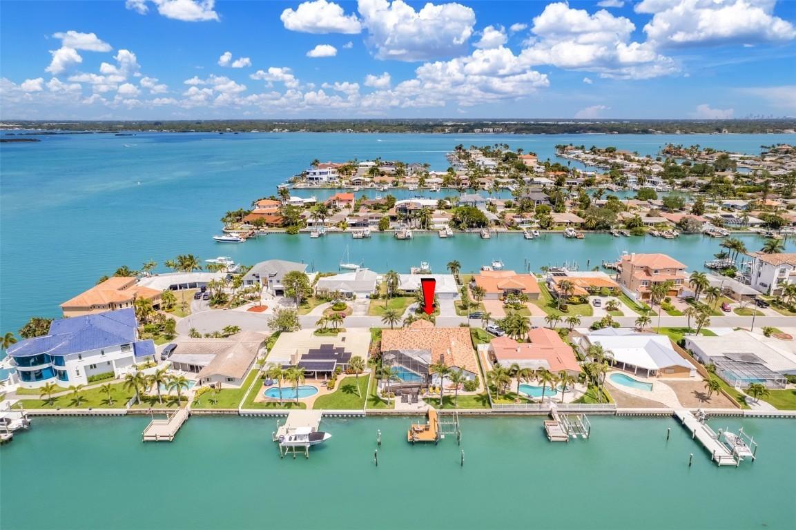 12450 5th St., Treasure Island, FL 33706