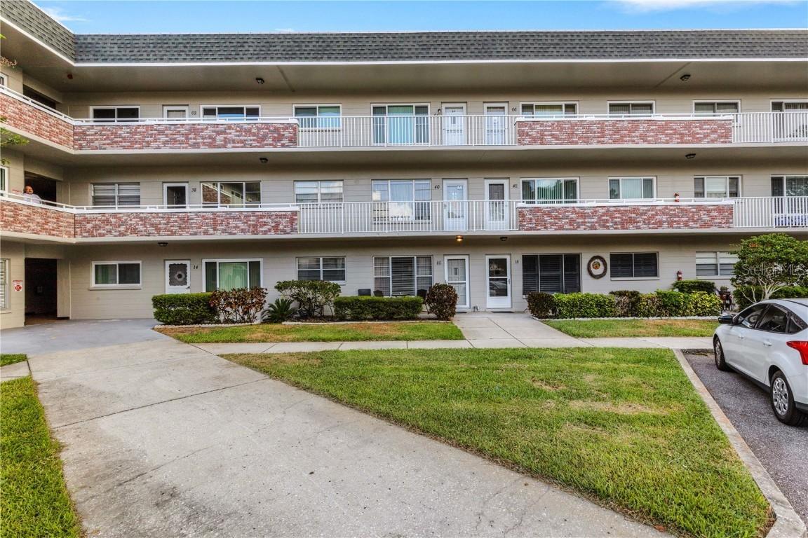 2426 Persian Dr. #16, Clearwater, FL 33763