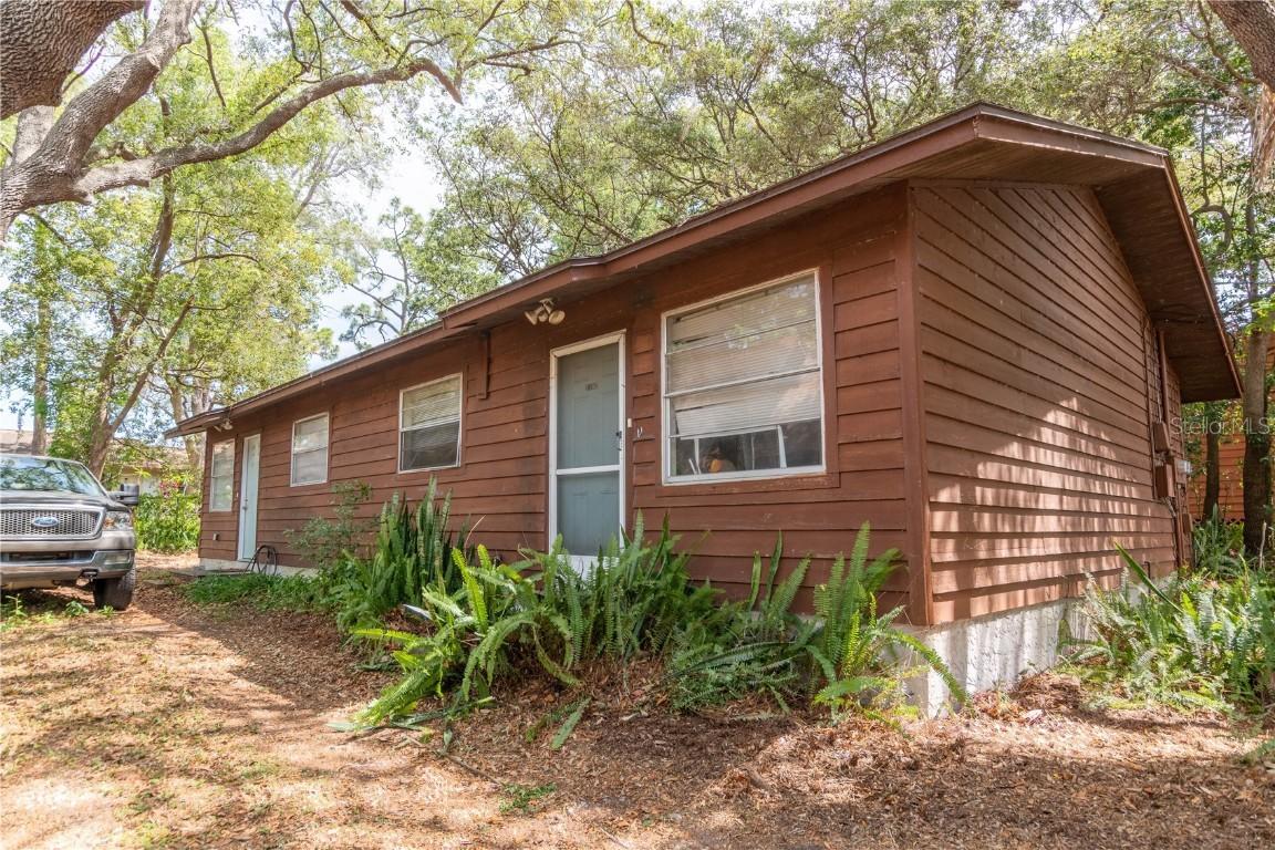 1163 Spruce St., Tarpon Springs, FL 34689