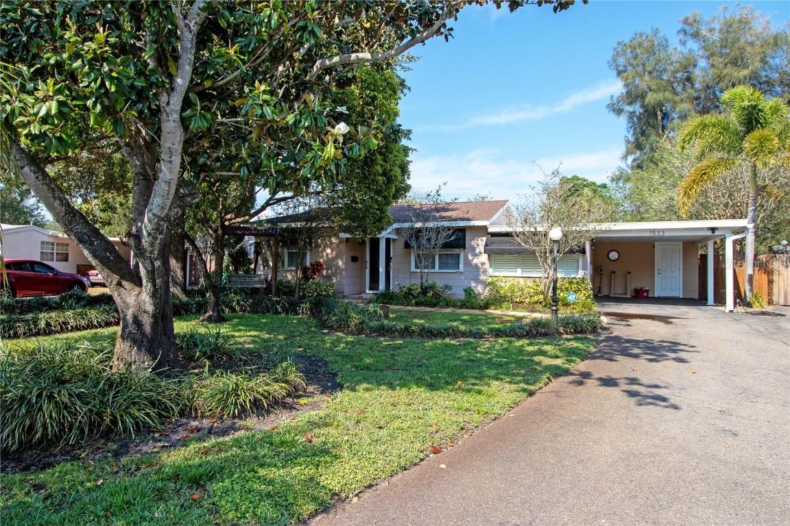 1533 59th St., St Petersburg, FL 33710