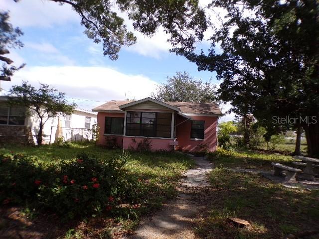 1120 32nd St., St Petersburg, FL 33712