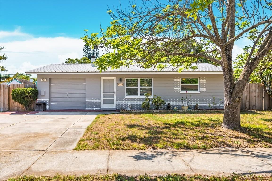 5272 68th St., St Petersburg, FL 33709