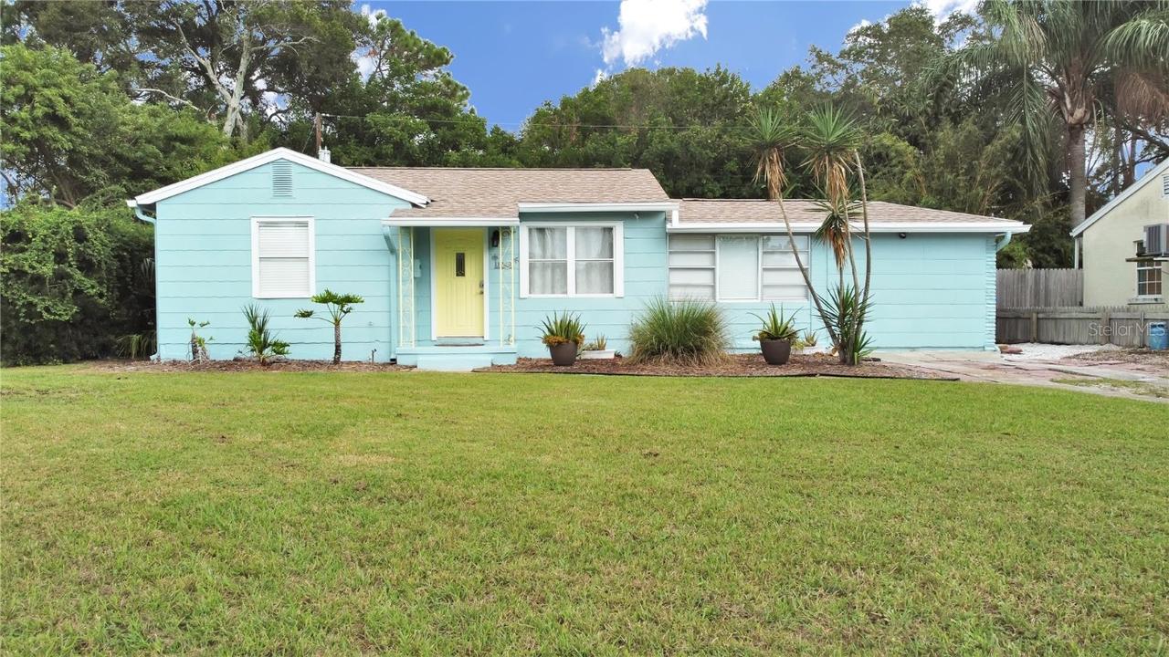 1249 Essex Dr., St Petersburg, FL 33710