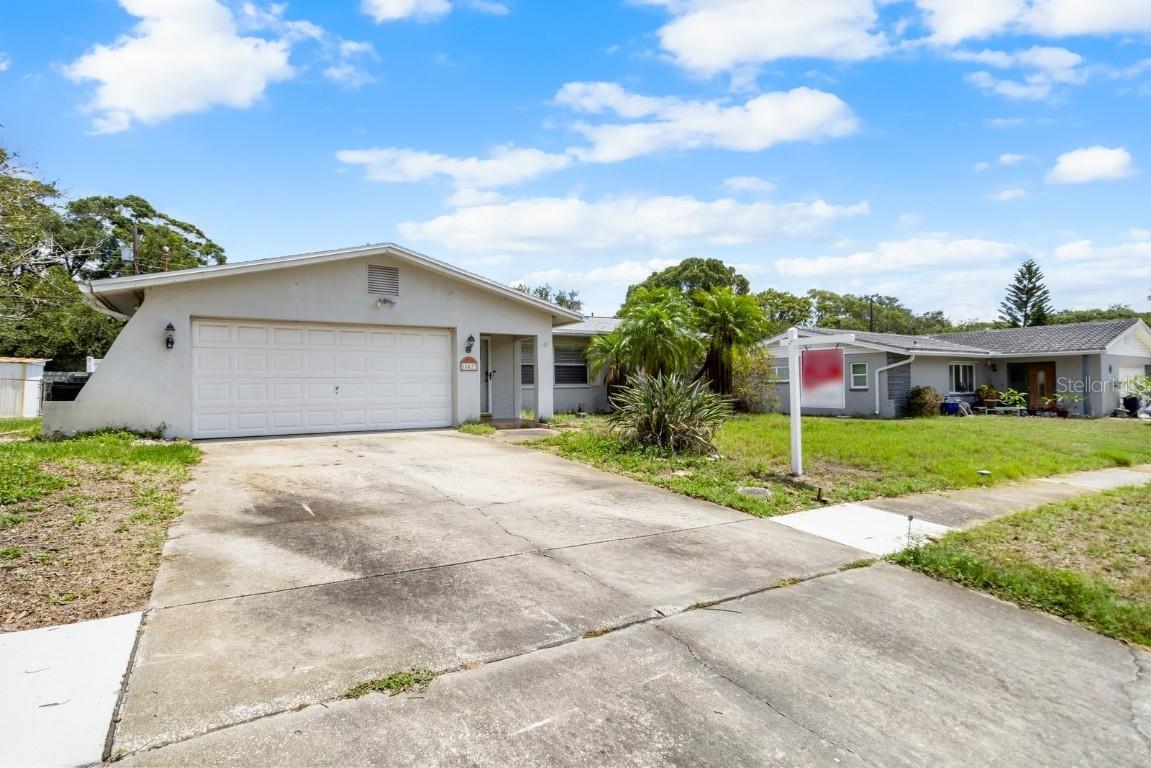 11627 91st Ter., Seminole, FL 33772