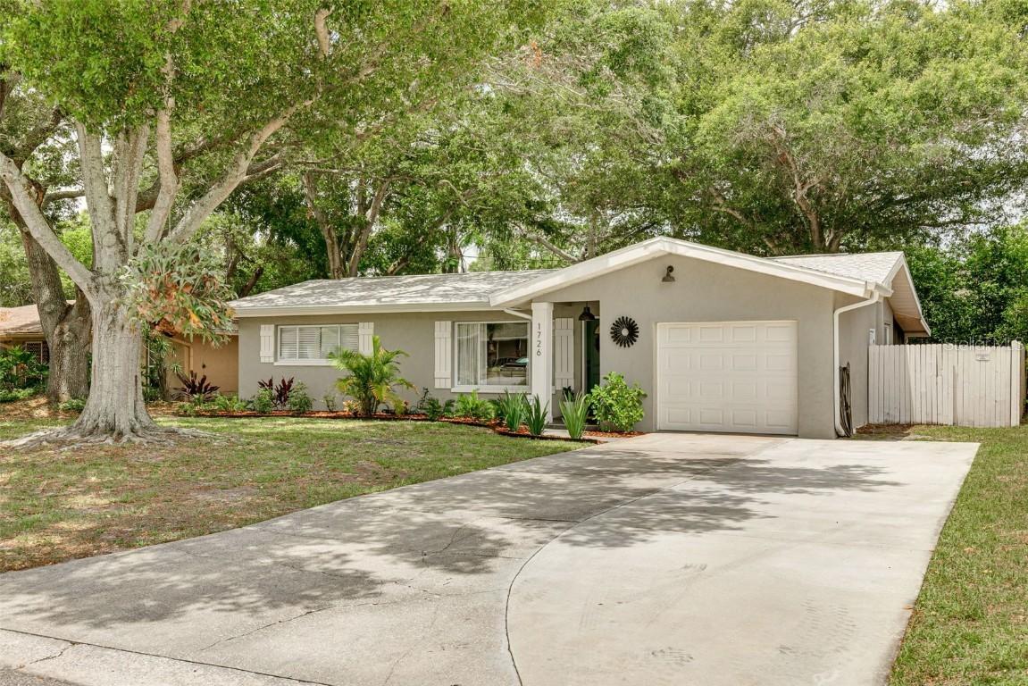1726 Bellemeade Dr., Clearwater, FL 33755