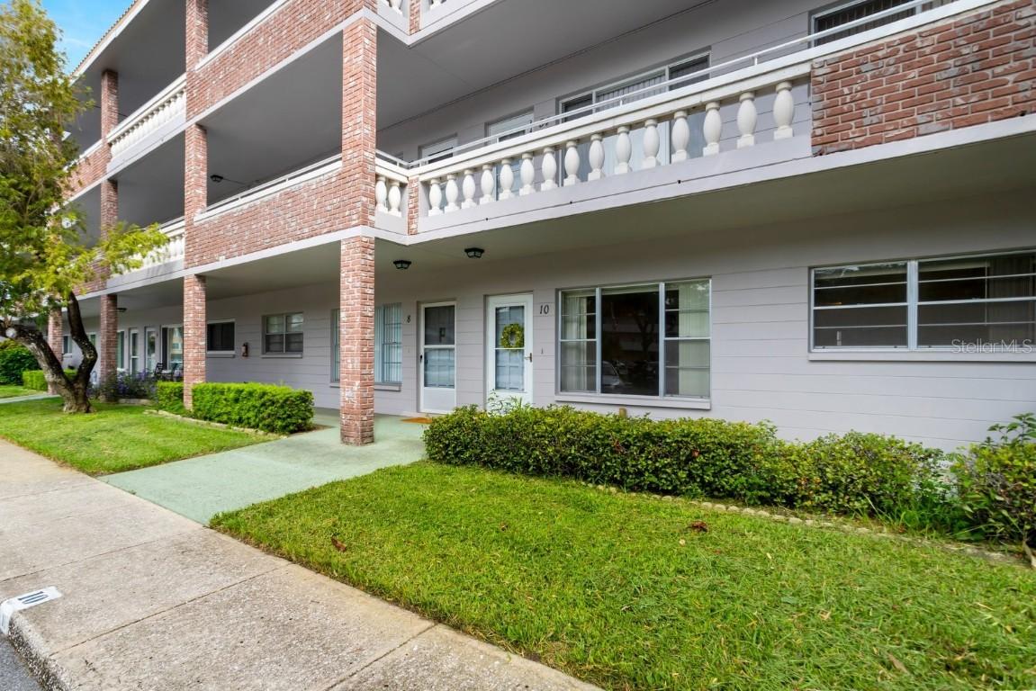 2460 Persian Dr. #10, Clearwater, FL 33763