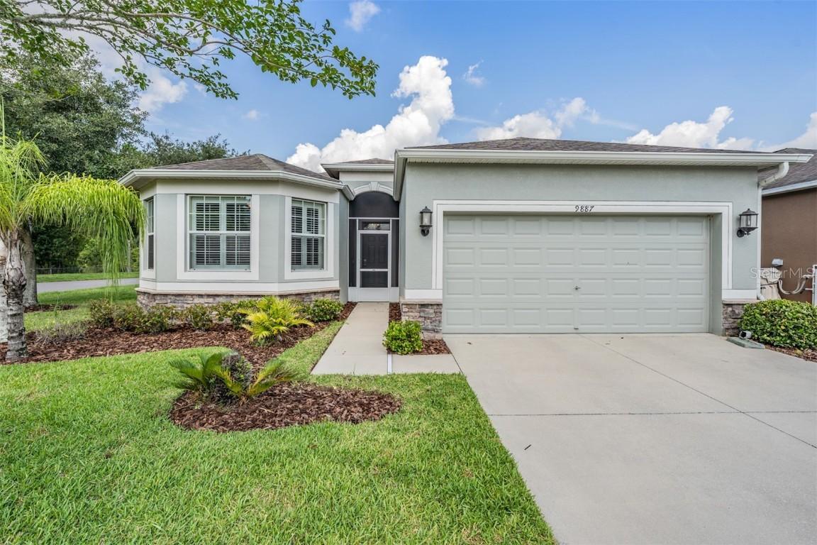 9887 Gap Wedge Dr., San Antonio, FL 33576