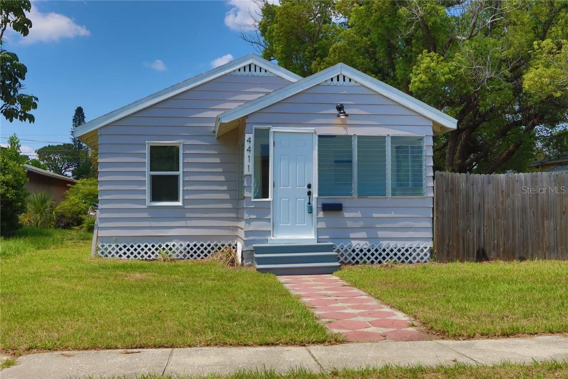 4411 16th Ave., St Petersburg, FL 33711