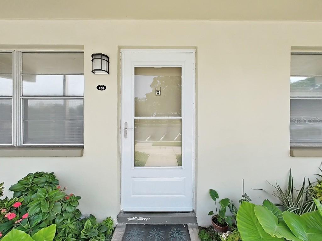1051 79th Ave. #109, St Petersburg, FL 33702
