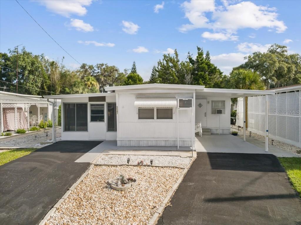 5547 Oak Ridge Ave., New Port Richey, FL 34652