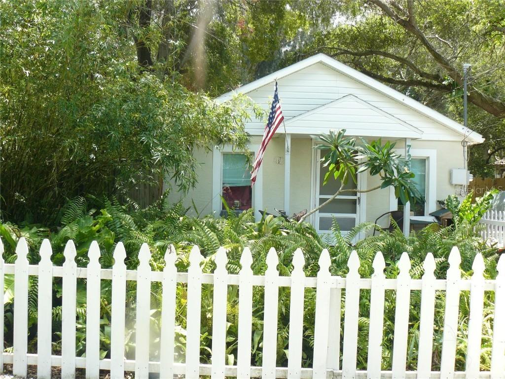 725 New York St., Clearwater, FL 33756