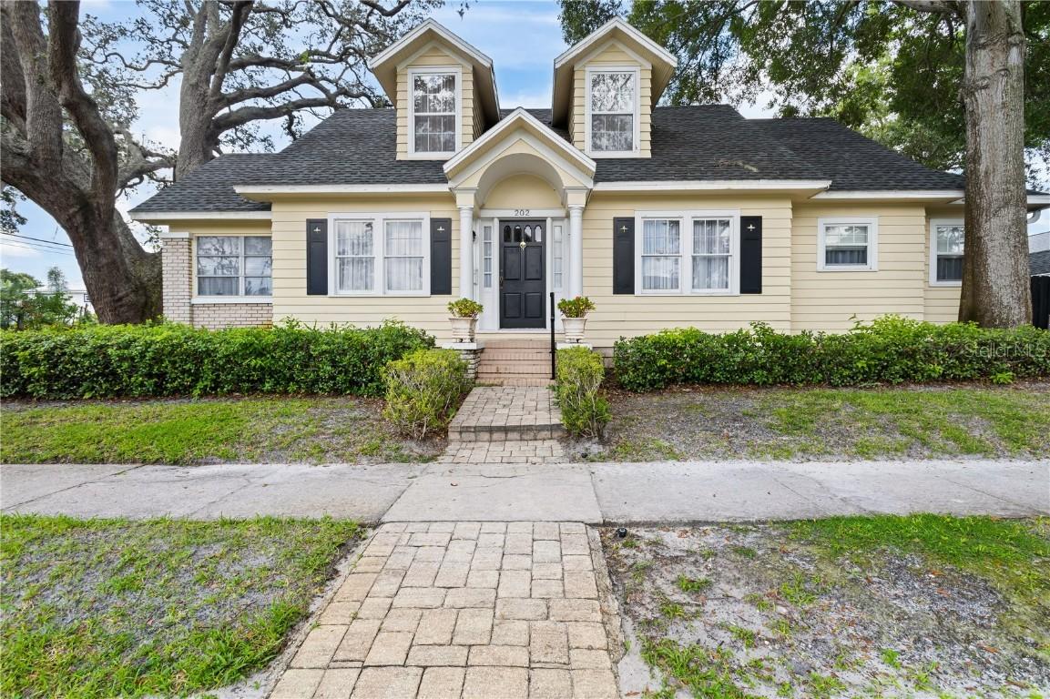 202 15th Ave., St Petersburg, FL 33704