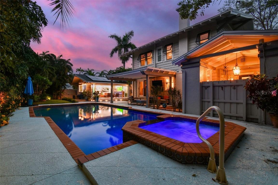 655 16th Ave., St Petersburg, FL 33704