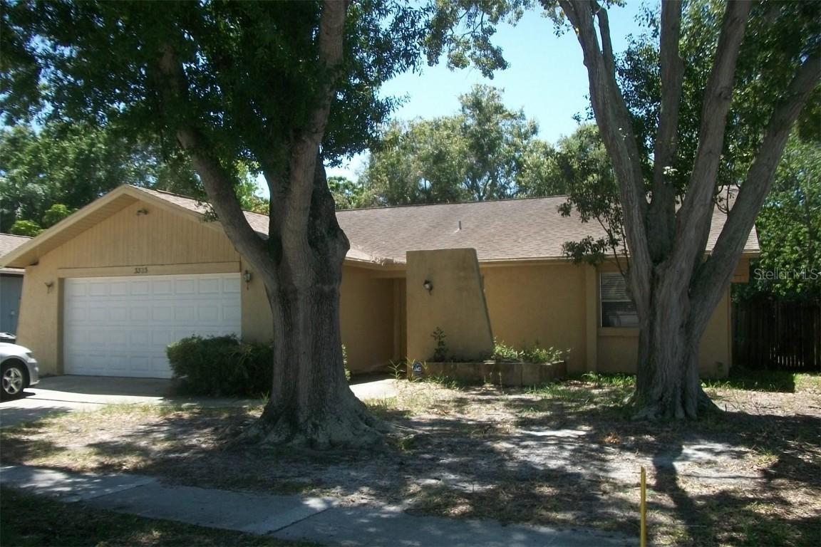 3323 Carriage Dr., Palm Harbor, FL 34684