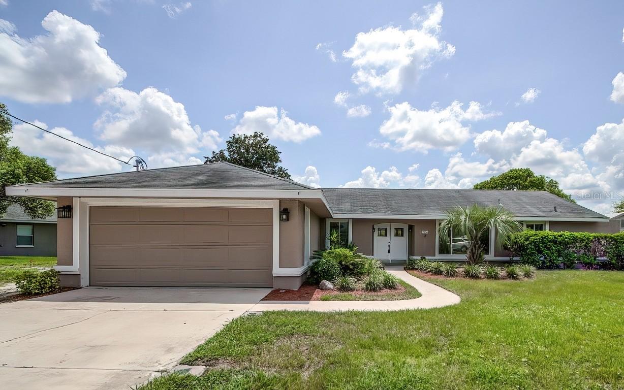 2294 Hyacinth Ln, Spring Hill, FL 34609