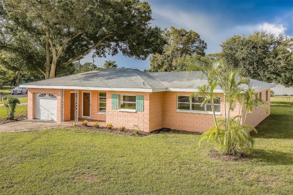 1829 58th St., Gulfport, FL 33707