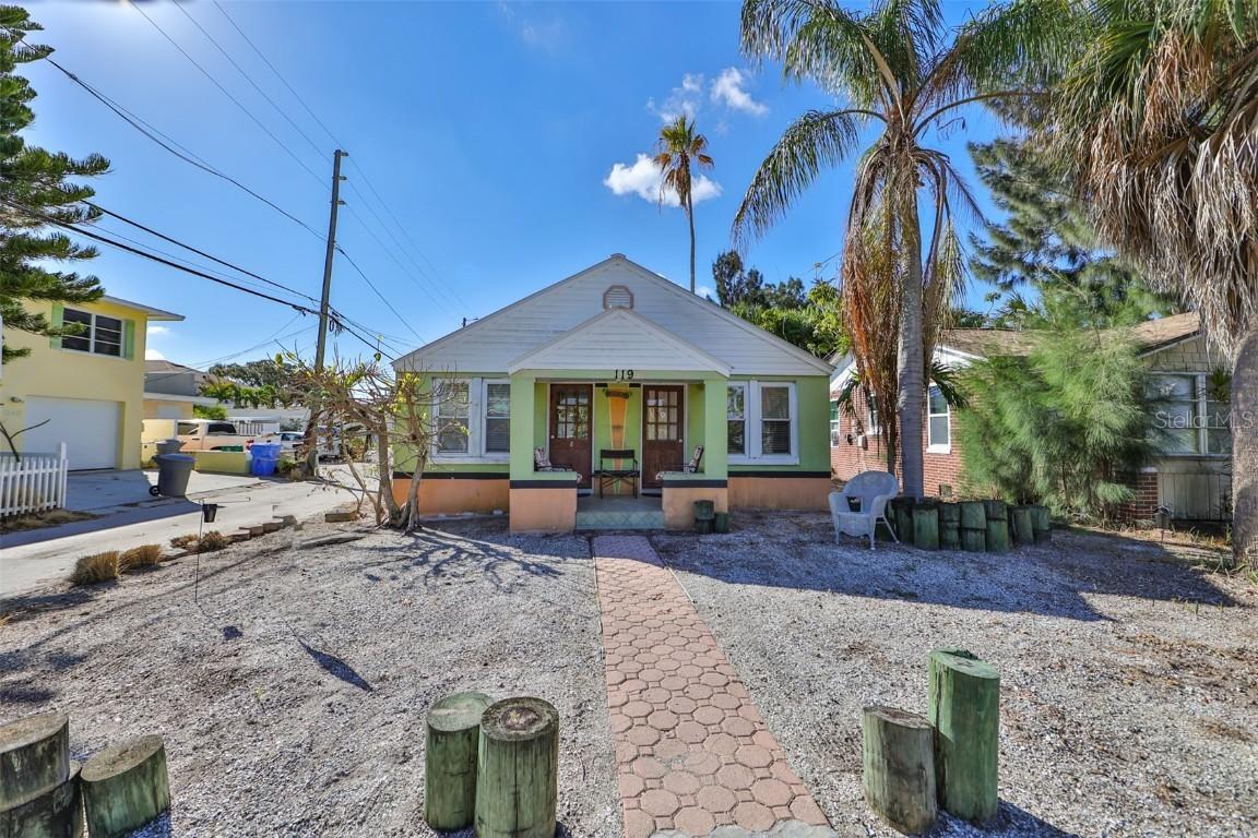 119 125th Ave., Treasure Island, FL 33706
