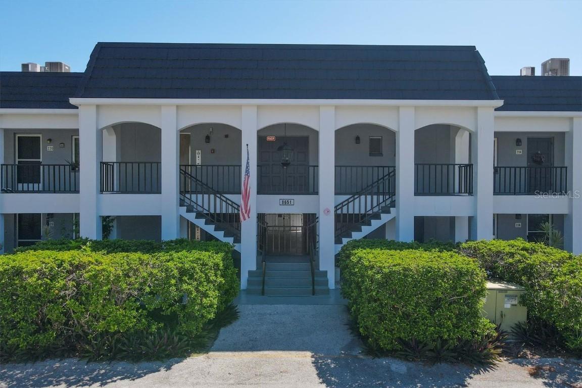 8651 10th St. #204, St Petersburg, FL 33702