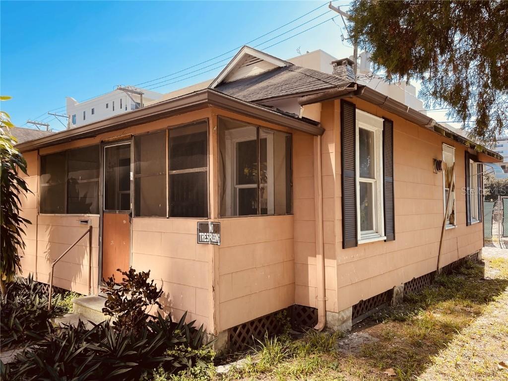 10 Rhoda Ct., St Petersburg, FL 33701