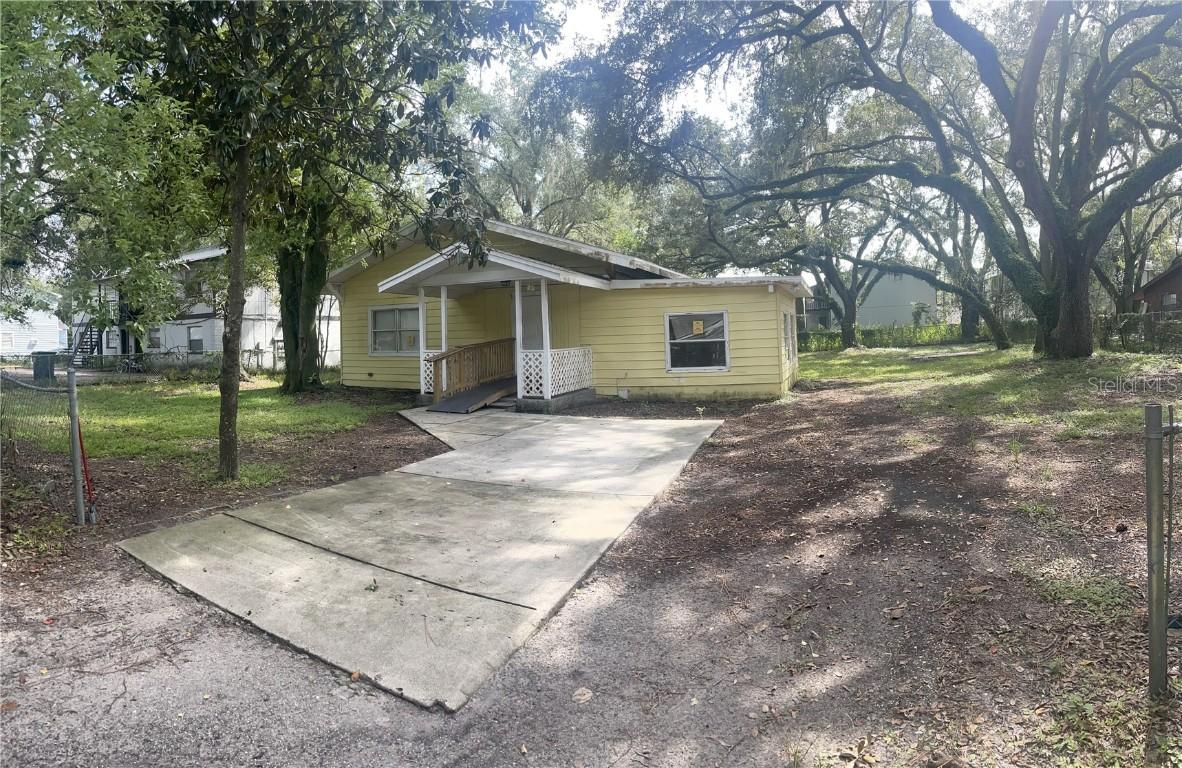 1519 E 139th Ave., Tampa, FL 33613